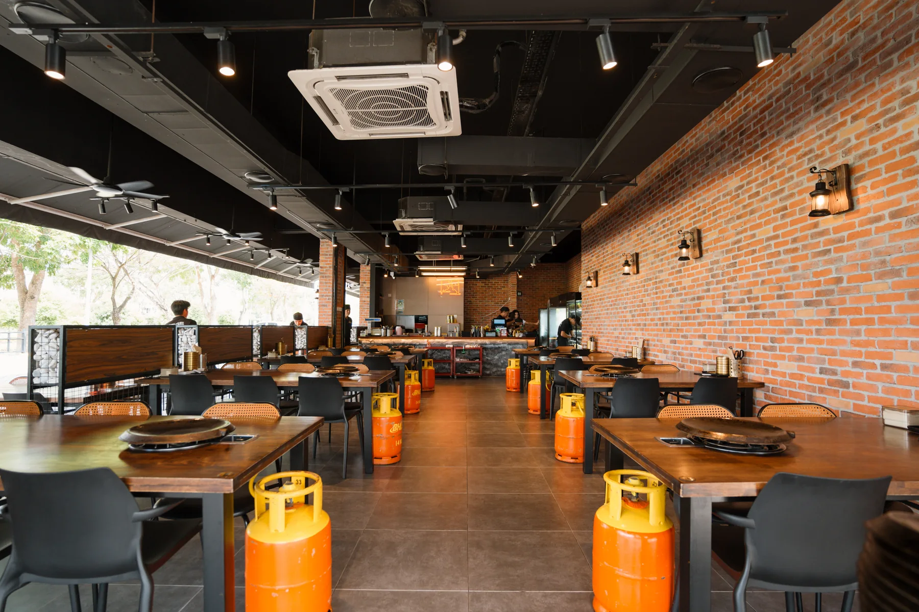 Meet Meat BBQ project photo 4 by MS Design Builder & Deco